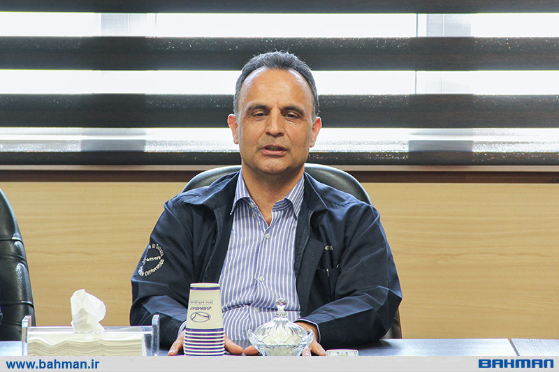 مدیر عامل گروه بهمن در اولین روز کاری گفت: هدف گروه بهمن در سال 98، حفظ اشتغال است